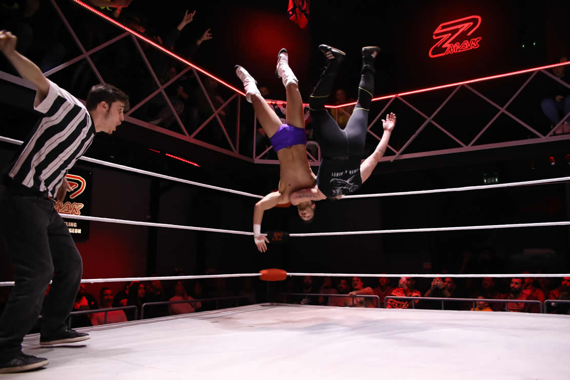 Ερμής Πέρης backflip for third rope