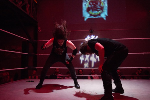 gunsnmaiden headbanging