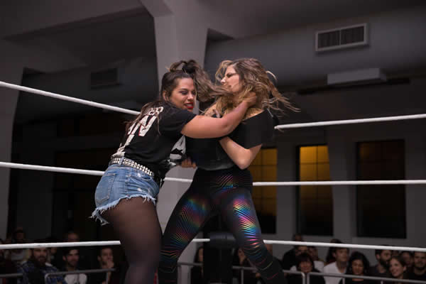 Εύα Λια catfight