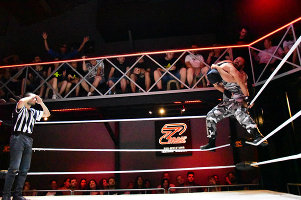 Τόμπολας top rope Ninja