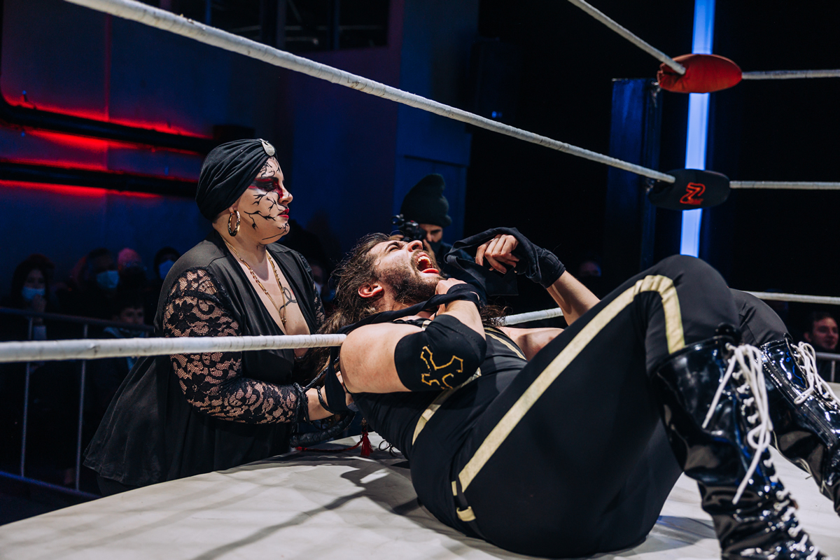 Afentra chokes Father Ioannis