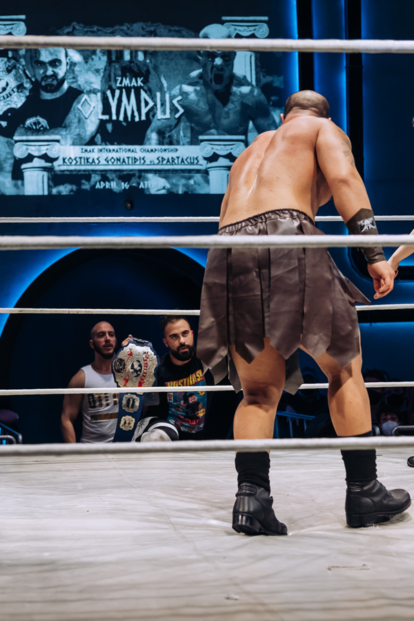 Kostikas escapes with belt from Spartacus
