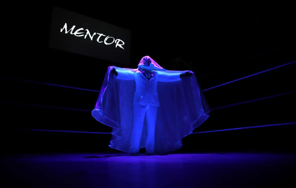 Mentor in ring