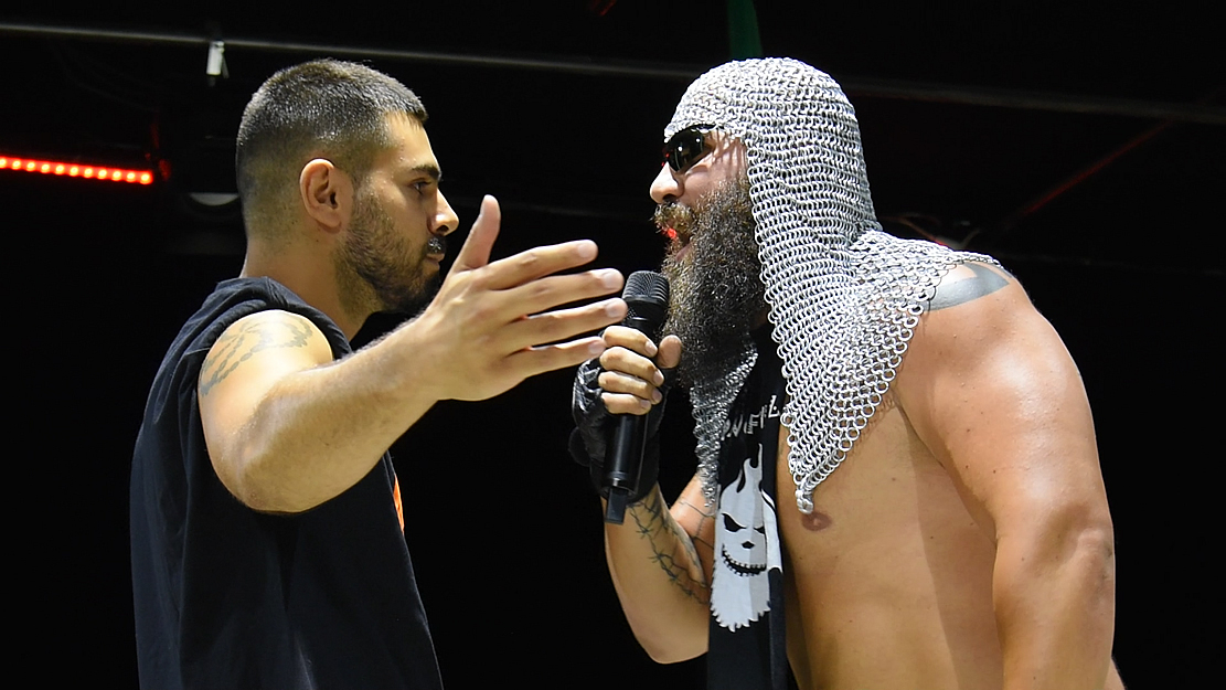 Pambos Bald Guru face off