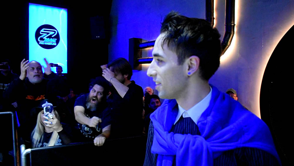 Victor comebackZMAK ROYAL