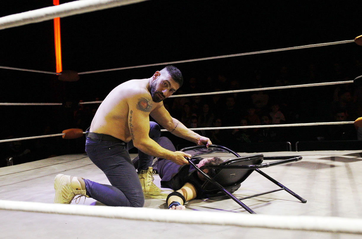 Peris saves Gedeon
