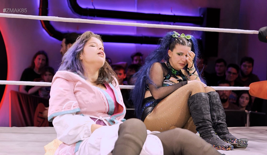 Ruri Swan loose Amelia cries